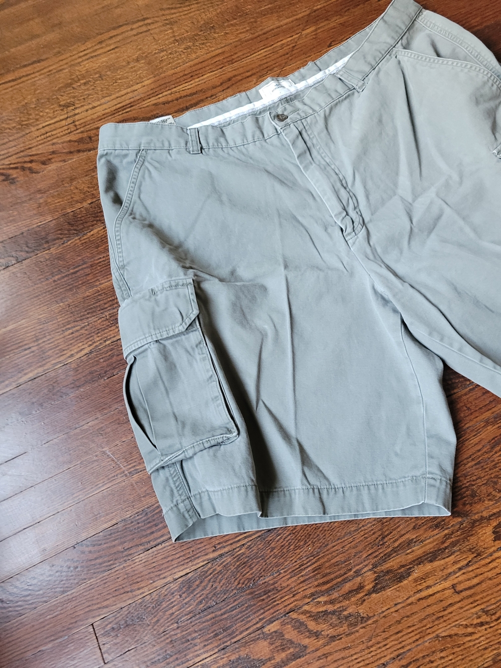 Dockers Front Flat Relaxed Fit Cargo Shorts Mens 40 Green Khaki Casual, Workwear - Picture 3 of 15